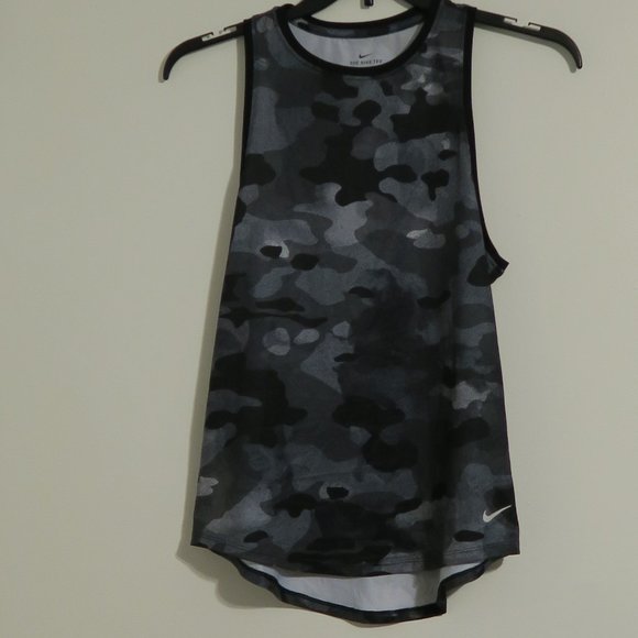 Nike Women's Dri-FIT Camo Tank Top Size M - Picture 3 of 6